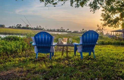 Tybee Island House | Unwind and relax in this quiet marsh oasis on Tybee Island