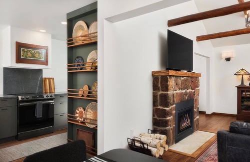 Cascade-Chipita Park House | Unwind and Rejuvenate: Discovering the Retreat at Rockies Ranch