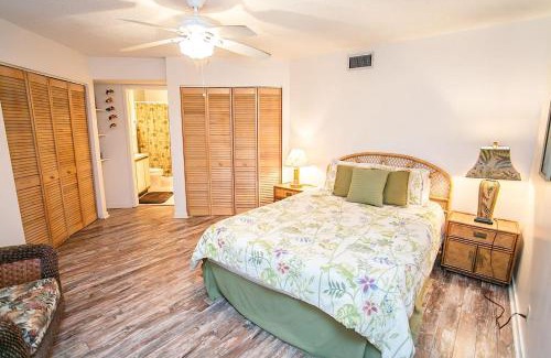 Butler Beach House | Unwind at St Augustine's Beachfront Oasis