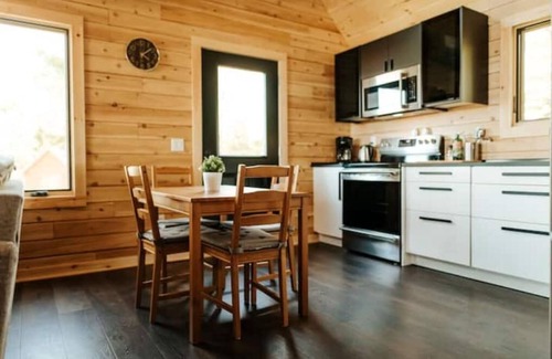 Tatamagouche Ski Chalet | Unwind by the Sea at The Salty Pearl: Your Charming Coastal Log Cottage