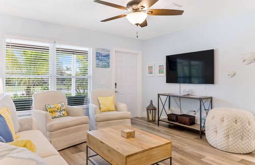 Rock Ridge House | Unwind @CoralParadiseVeroBeach🦩5 min beach - walk shops, restaurants & markets