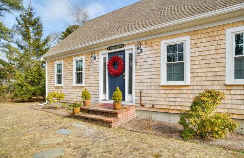 Chatham House | Unwind Fireside! Chatham Home 3 Mi to Main Street