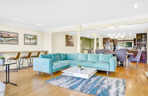 Jordan Harbour House | Unwind @ LakeHouse with Hot Tub