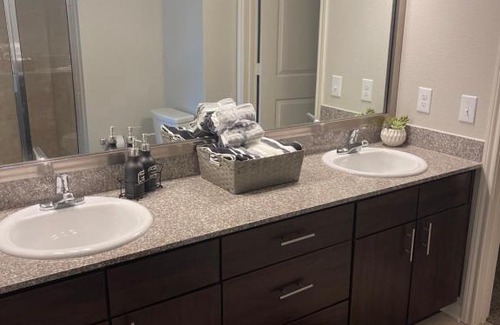 Lazybrook/Timbergrove Apartment | Unwind oasis