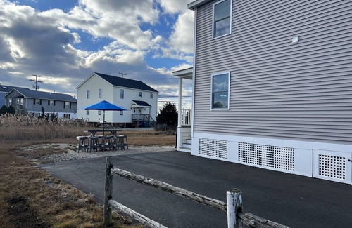 Hampton House | Unwind OceansidenPrivate single family home