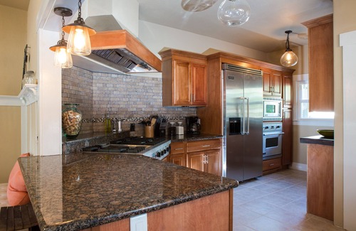 Paso Robles House | UNWIND ON VINE- A Beautiful Place to Stay and Short Walk to Downtown