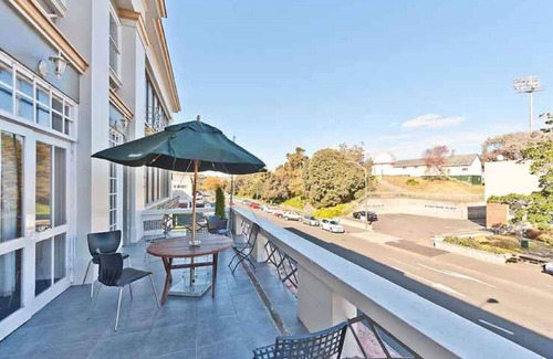 Whanganui House | Unwind @ Whangunui Standard Room