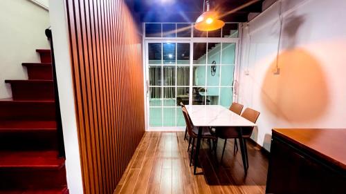 Ratchathewi Villa | uouRangnamHouse