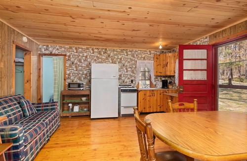 Lake Edward Township Cabin | Up North Resort Located on Beautiful Pelican Lake in Nisswa, MN!
