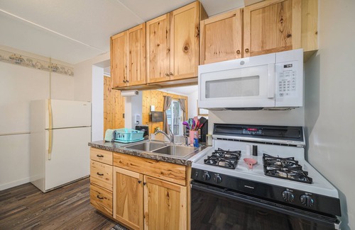 Rumely Cottage | UP Sunrise Cottages #2 - Family Friendly Resort