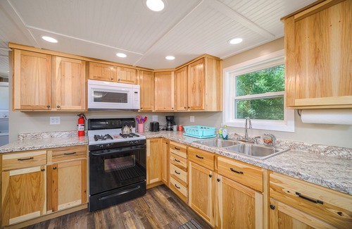 Rumely Cottage | UP Sunrise Cottages #6 - Family Friendly Resort