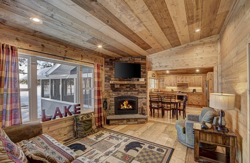 Eagle River Resort | UP TO 13 BEDROOMS 5 BATHROOMS SLEEPS 38+ SEND INQUIRY FOR PRICING