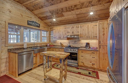 Eagle River Resort | UP TO 13 BEDROOMS 5 BATHROOMS SLEEPS 38+ SEND INQUIRY FOR PRICING