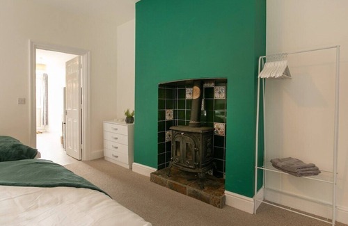 Lincoln Apartment | Up to 20% off monthly bookings