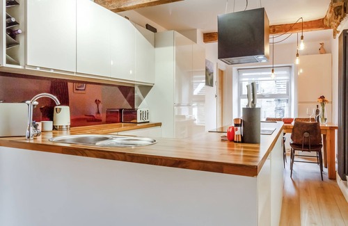 Holmfirth Cottage | Up-top Cottage