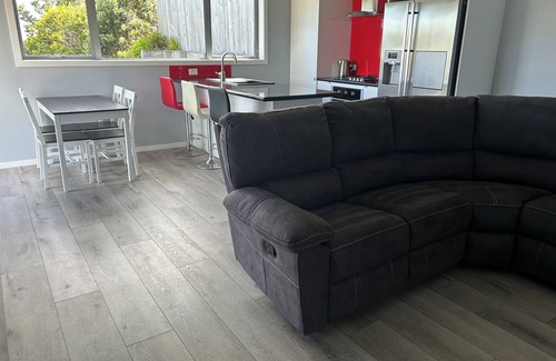 New Plymouth House | Up Top on Truro - Find Your Perfect Home Away from Home