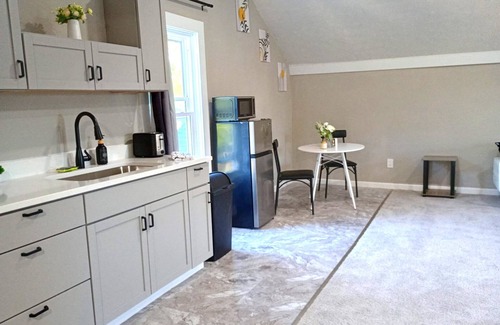 Cleveland Apartment | Up Unit Studio in West CLE