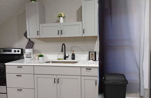 Cleveland Apartment | Up Unit Studio in West CLE