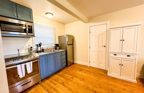 Mud Hole Cabin | Upachaya