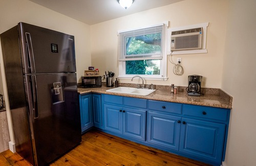 Mud Hole Cabin | Upachaya