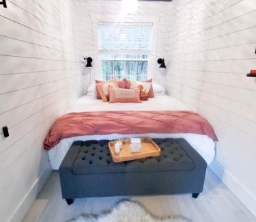 Miller Grove Villa | UpCountree Cabins Romantic Treehouse & Luxury Glamping
