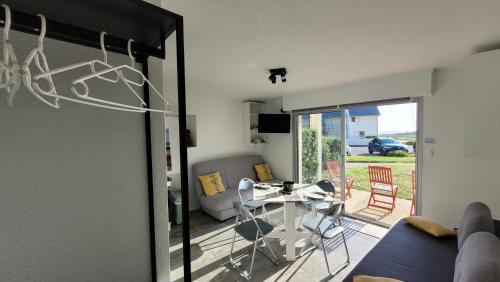 Lanester House | Update Location