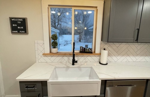 Mount Holly House | Updated 19th Century Colonial 10 min from Okemo