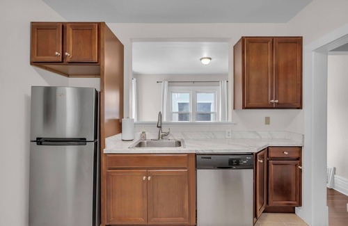 Westport House | Updated 2 bed/2 bath House Located in Westport.
