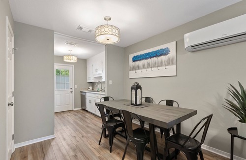 Northeast Pensacola House | Updated 2 bed w/fenced yard * Dog Friendly * Fox Den F