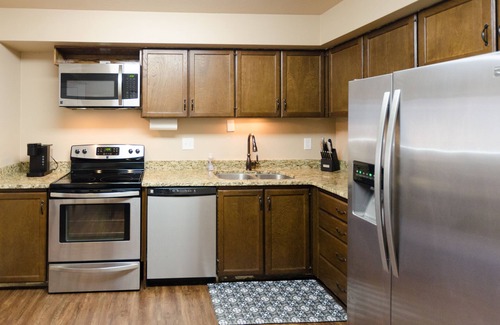 Logan Condo | Updated 2-bedroom condo with pool