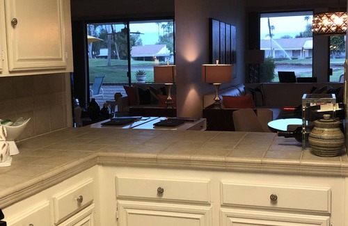 Rancho Mirage Condo | Updated 2 Bedroom 2 Bath on South Golf Course West Facing
