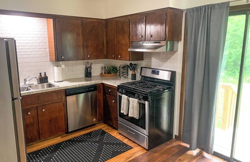 Grand Rapids House | Updated 2BR Gem: Near Downtown, Eastown, and EGR!