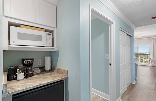 Four Mile Village Condo | Updated 3 Bedroom Unit - Gorgeous Gulf Views w/Beach Access