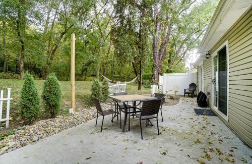 Loveland House | Updated 3bd Cottage on Bike Trail w/River access!