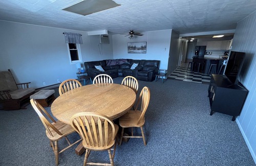 Miller Apartment | Updated apartment on Main Street! Easy access to bars, restaurants, & shopping!