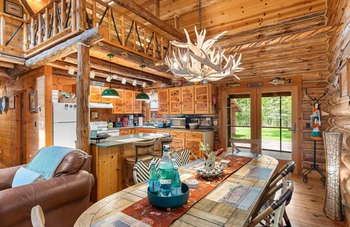 Princeton Cabin | Updated Cabin with Green Lake access