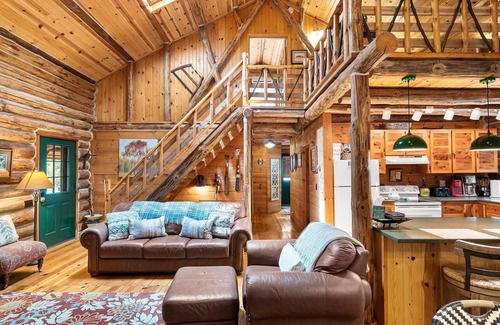 Princeton Cabin | Updated Cabin with Green Lake access