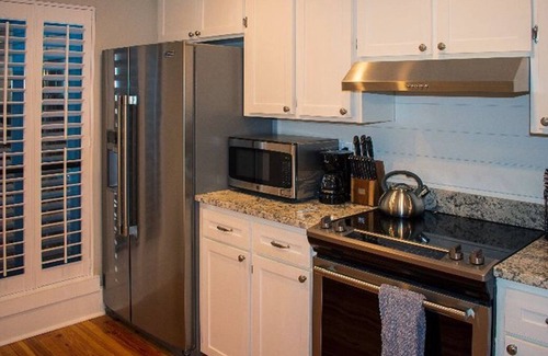 Snee Farm Condo | Updated Condo centrally located Extended Stay Charleston and Beaches