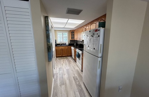 Clearwater Beach Condo | Updated condo just steps to the white sand beaches of Clearwater Beach