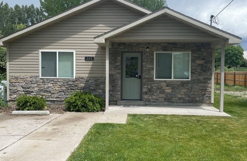 Hyrum House | Updated country home sleeps 8 firepit mountain view close to Hyrum Reservoir