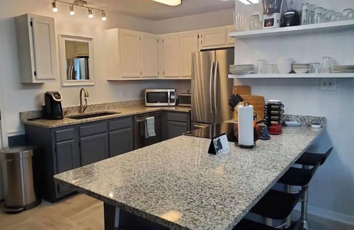 St. Marys House | Updated & Cozy 3/2 in Downtown Historic St Marys