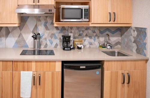 Banff Apartment | Updated Cozy + Bright Suite with Private Balcony