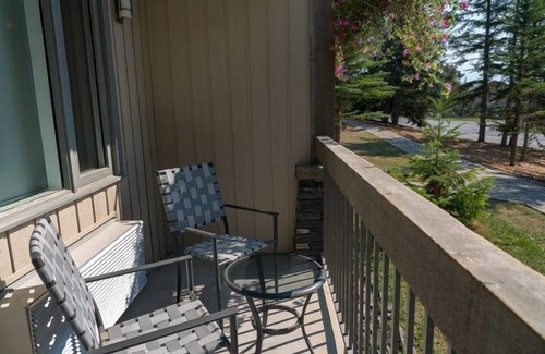 Banff Apartment | Updated Cozy + Bright Suite with Private Balcony