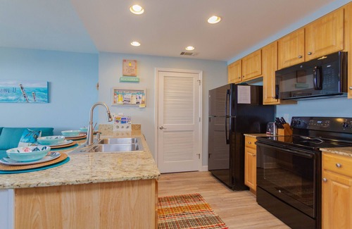 West Panama City Beach Condo | Updated Every Season! Free Beach Service! Owner Managed! Read my Reviews!