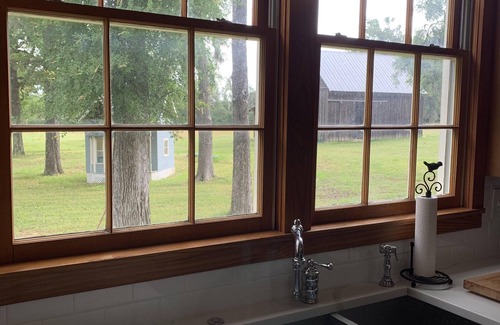 Round Top House | Updated Famhouse - Perfect Location