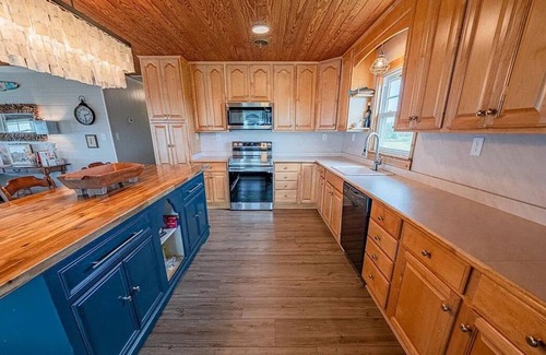 Frisco House | UPDATED for 2024! Waterfront dog friendly home on deep water with dock in Frisco
