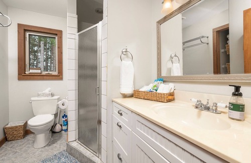 Central Lake Cabin | Updated for large groups on private lot. Right next to world famous Torch Lake!
