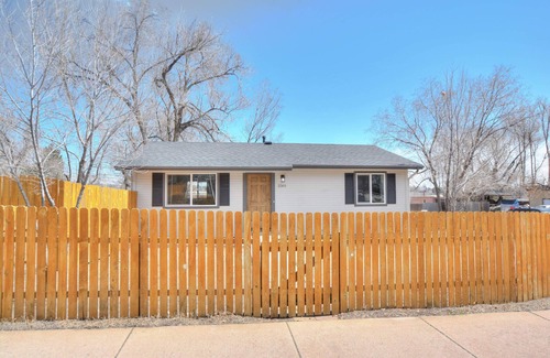 Old North End House | Updated/Garden of the Gods