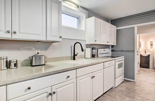 Helena Condo | Updated Helena Condo - Walk to Downtown Spots