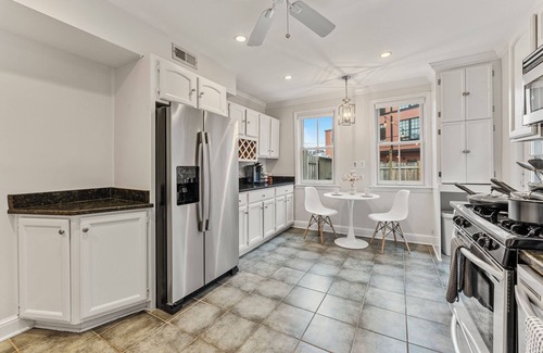 Old Town Alexandria House | Updated Historic Gem off King St Sleeps 10 Courtyard w/Grill 2 Free Parking